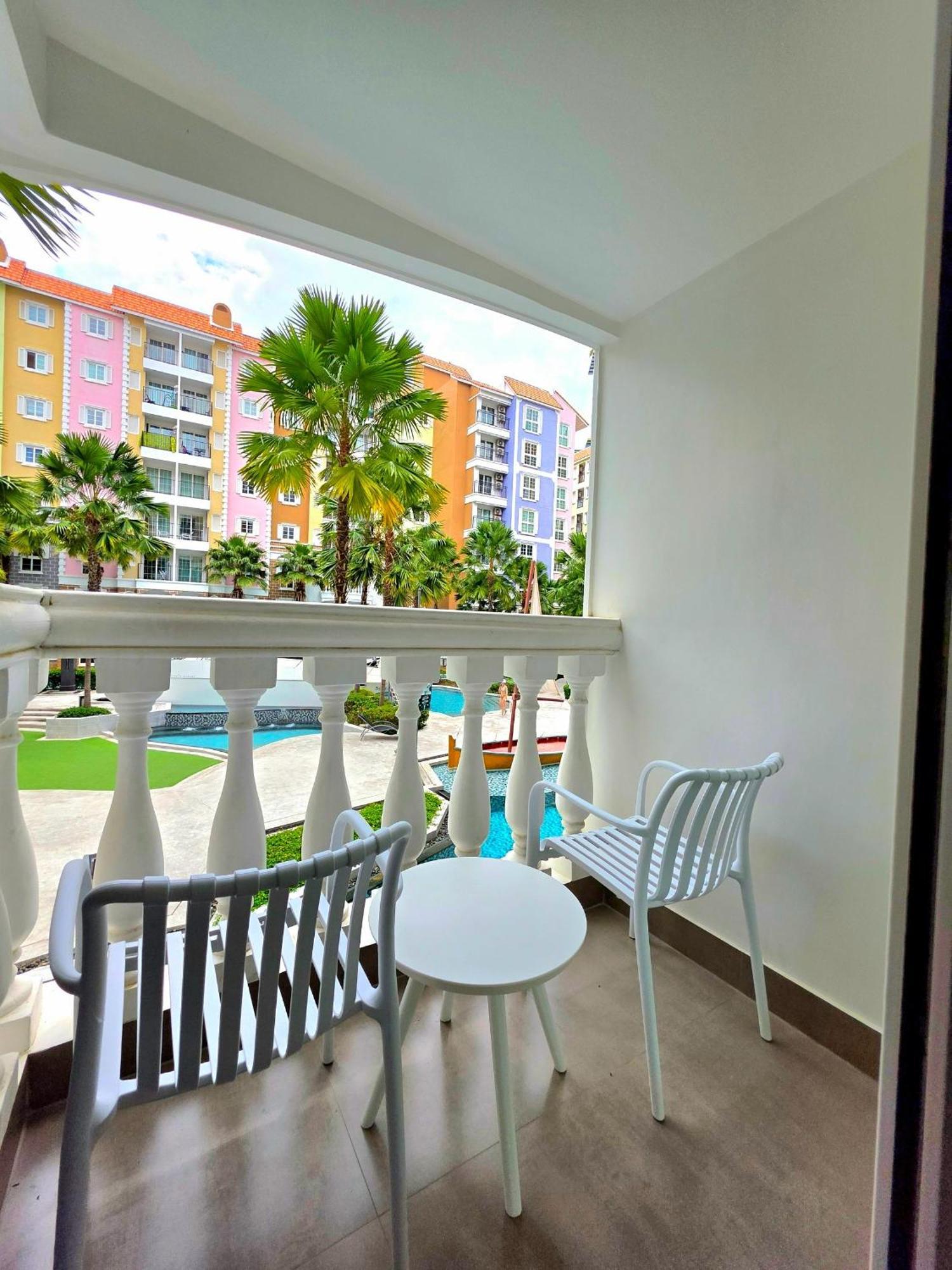Seven Seas Cote D'azur Resort Jomtien Na Chom Thian Exterior foto
